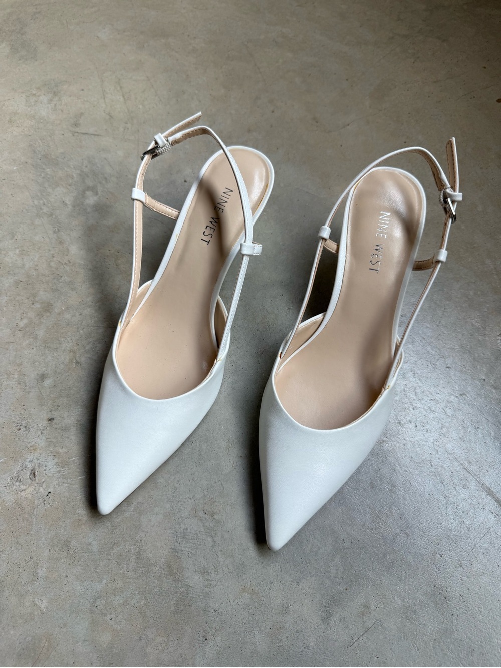Nine West White Pointed Slingback Heels. Never worn. Size 7.